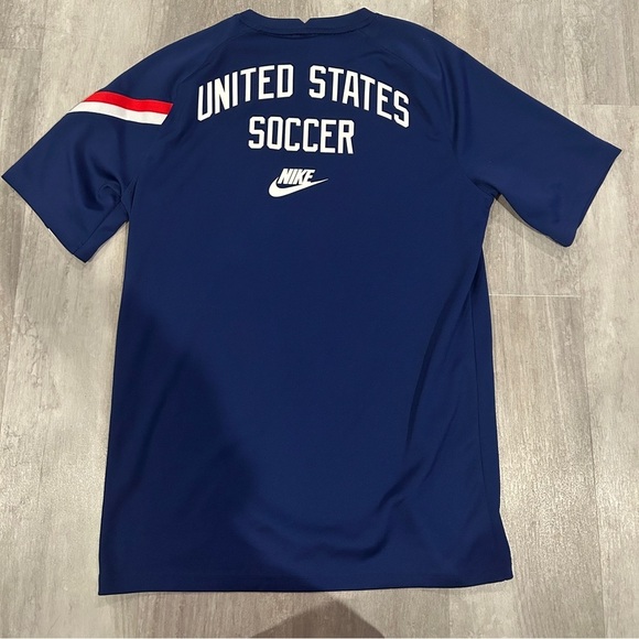 USA Nike training soccer jersey - Picture 2 of 5